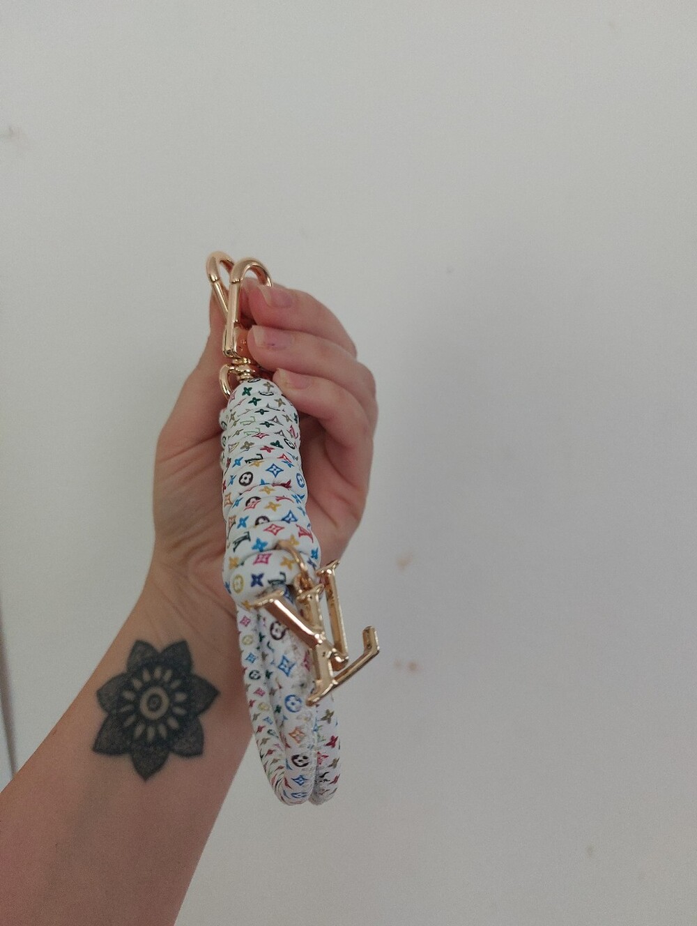 Multicolor Paracord Bag Keychain - Picture 2 of 5